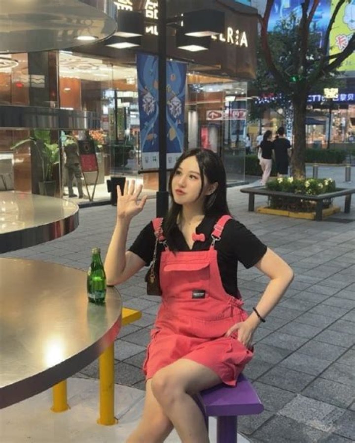 「だぁーい好き」元ネタを徹底解説！流行った理由と構文の広がり方